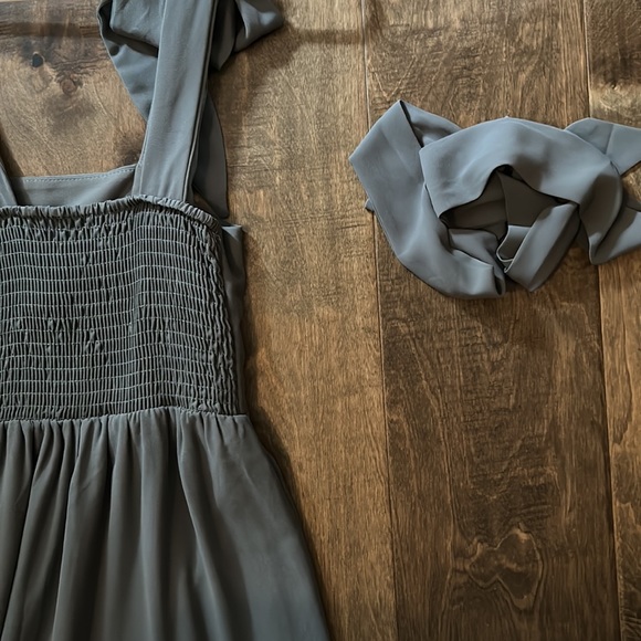 Show Me Your MuMu Dress with extra tie to wrap waist - Picture 3 of 3